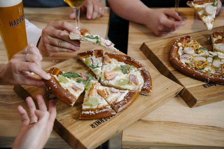 München: Braukurs mit Führung und Verkostung - Tasting IPA, special brews, and your own beer