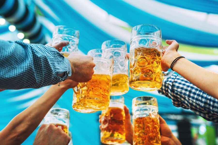 München: Oktoberfest Experience and Lunch in Tent - Why a reserved table changes Oktoberfest