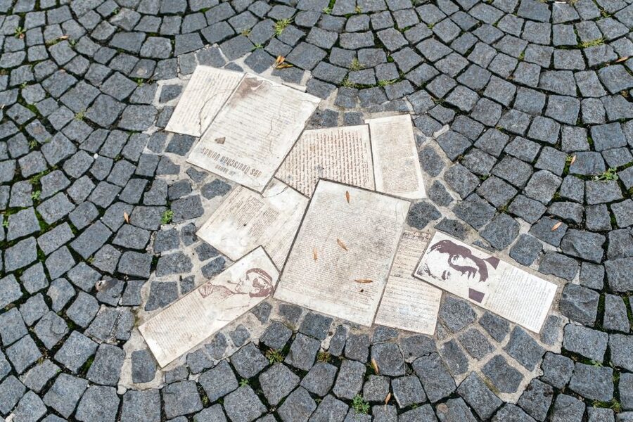 Munich 3-Hour Guided Bike Tour - Königsplatz and Munich’s museum quarter