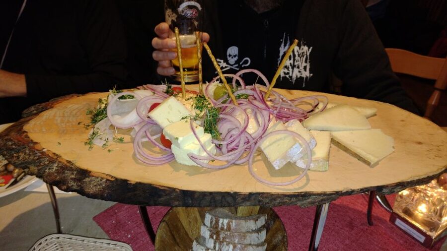 Munich: Bavarian Beer Walking Tour with Samples - Starting at the Beer and Oktoberfest Museum or Karlstor