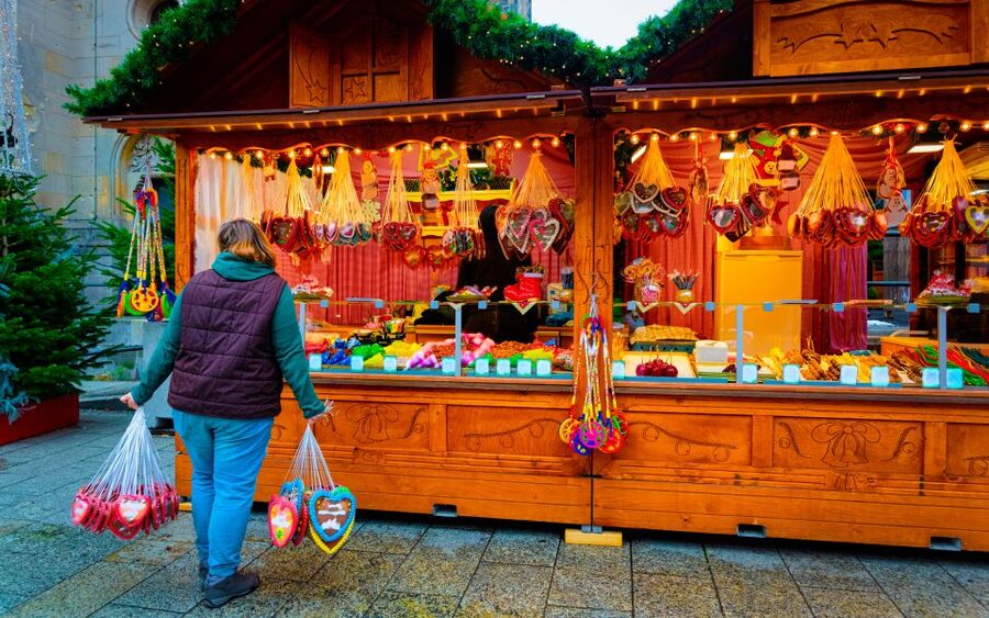 Munich: Christmas Market Magic Walking Tour with a Local - Who will enjoy this Christmas-market walk?