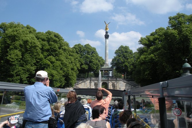Munich City Hop-on Hop-off Tour - Deutsches Museum and the eastern side of the city