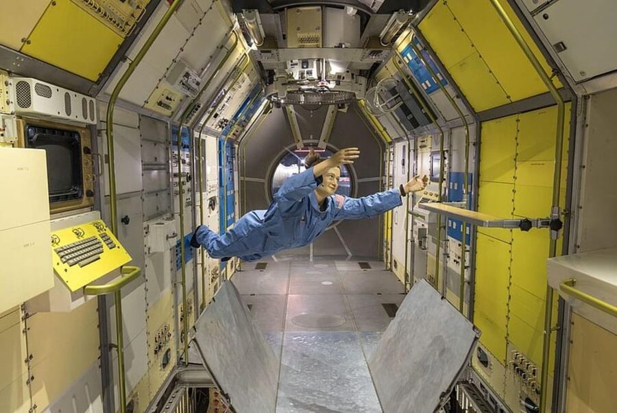 Munich: Deutsches Museum Entry Ticket - Twenty Exhibitions, From Airplanes to Atomic Physics