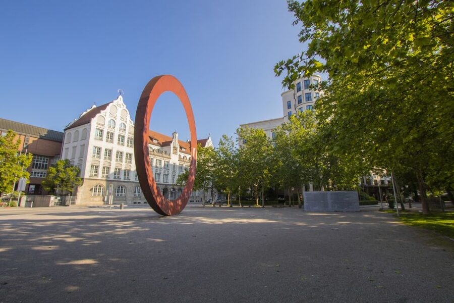 Munich: Express Walk with a Local in 90 minutes - A fast introduction to Munich’s center