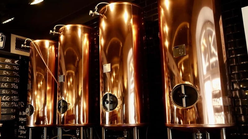 Munich: Guided Craft Beer & Cultural Tour With Snack - What the three-hour format gives you
