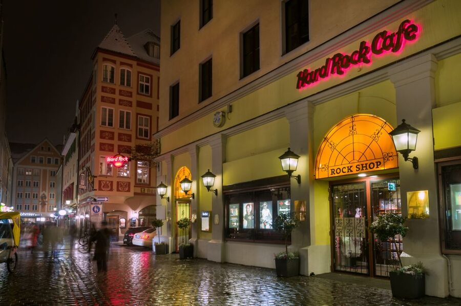 Munich: Hard Rock Cafe with Set Menu for Lunch or Dinner - What the food choices mean for your budget