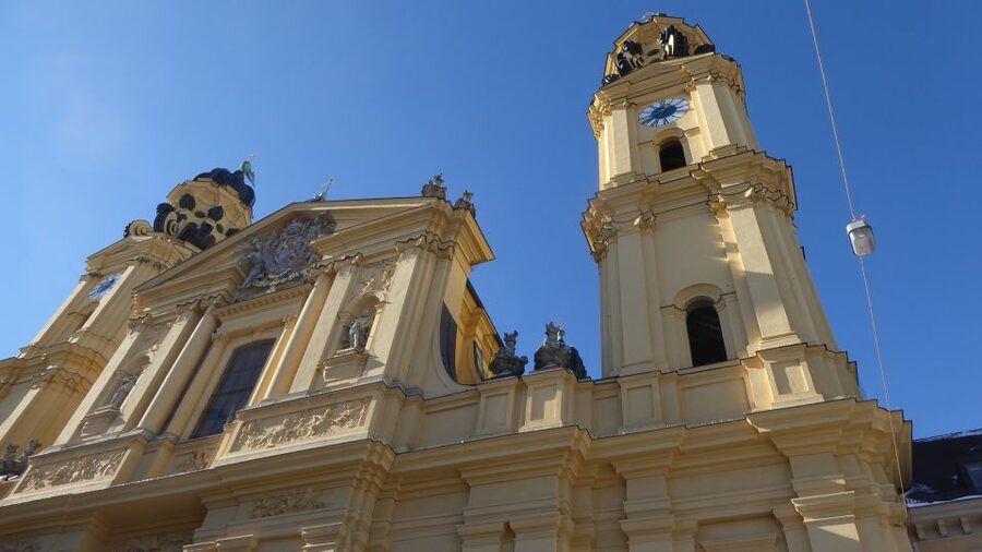 Munich: Historical Walking Tour Maxvorstadt with GEO Epoche - Is $29 a fair price?