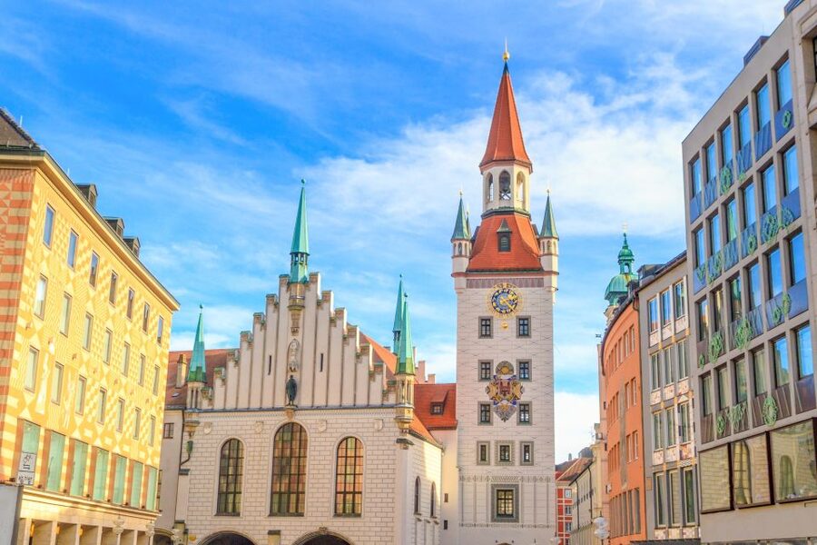 Munich Hop-On Hop-Off Tour: 1-Day or 2-Day Ticket - Should you book the 1-day or 2-day ticket?