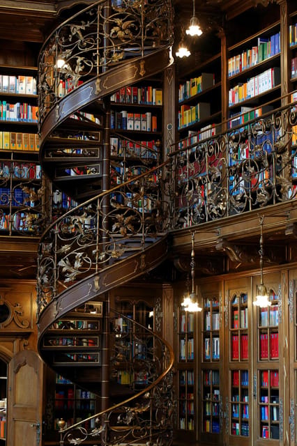 Munich: Law Library Guided Visit with Entry Tickets - Practical tips for a smoother visit