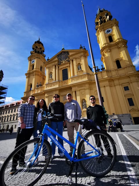 Munich: Mini Classic Bike Tour with Beer Garden Stop at 4 PM - Rolling into the English Garden