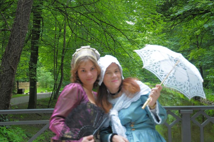 Munich: Nymphenburg Palace OR Residenz Guided Tour - A palace tour told from inside the court