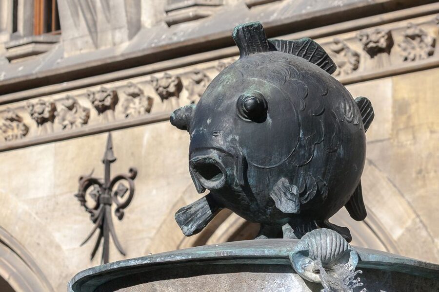Munich: Places of Luck in Munich - Starting beneath the Old Town Hall