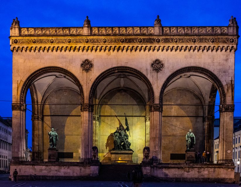 Munich: Private Personalized Walking Tour with a Local Host - An eclectic neighborhood brings local life into the day