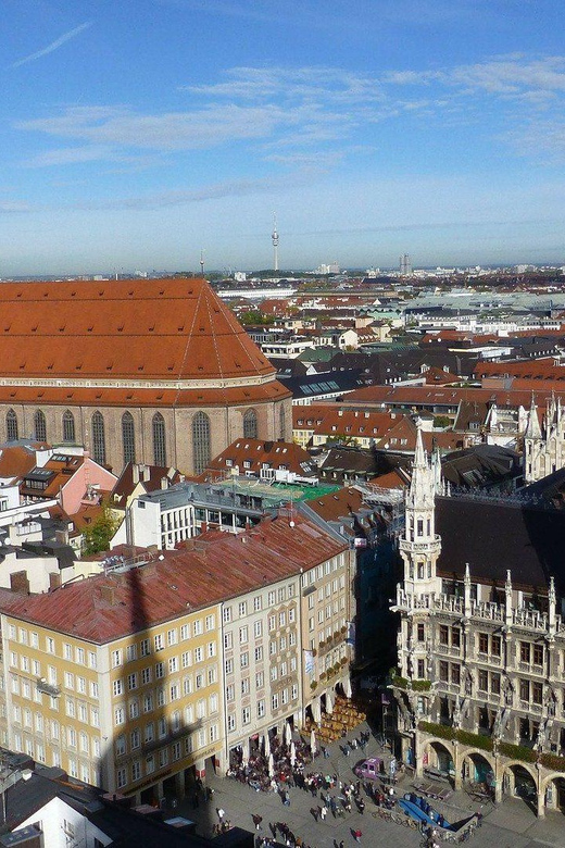 Munich Private Walking Tour with the BMW Museum and BMW Welt - Getting from BMW to central Munich