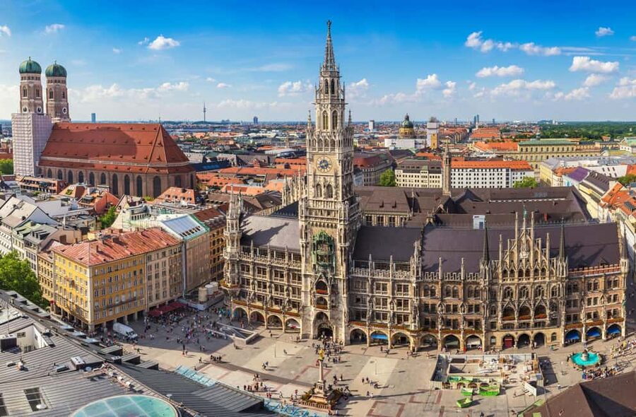 Munich: Residenz Museum Tickets and 2,5-hour Guided Tour - The Antiquarium: Munich Residenz begins with a grand statement