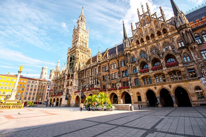 Munich: Residenz Palace, Museum and Treasury Private Tour - The five-hour route through Munich Old Town