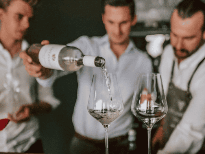 Munich: Romantic Wine Experience for Two at Viktualienmarkt - Booking and Cancellation Details