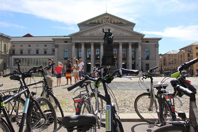 Munich Small-Group Bike Tour - Riding through the English Garden