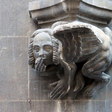 Munich: Spooky Tour of Old Town in German - The people behind Munich’s darker stories