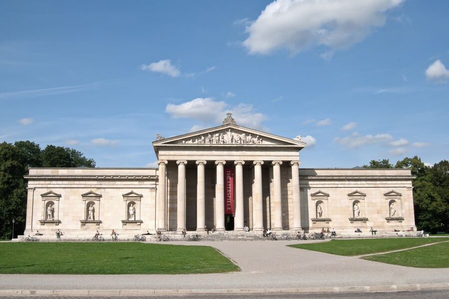 Munich: Third Reich & WWII Walking Tour - Key points to know before booking