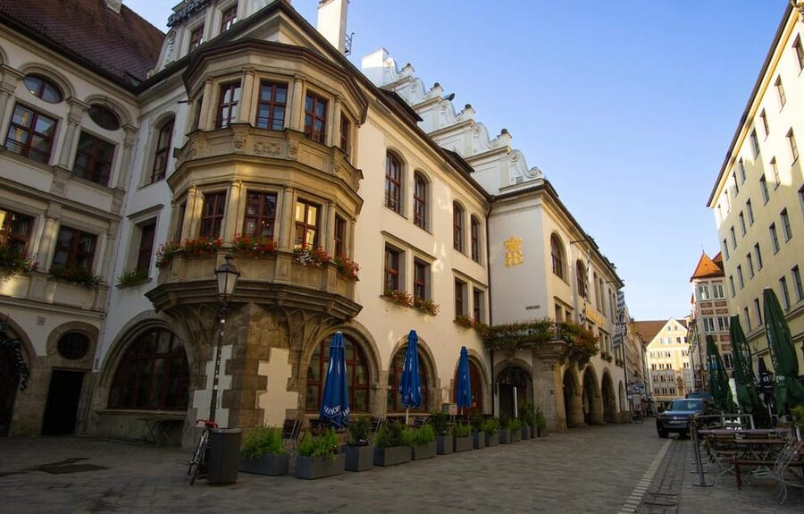 Munich: Walking tour of the old town with all your senses - Practical details before you reserve