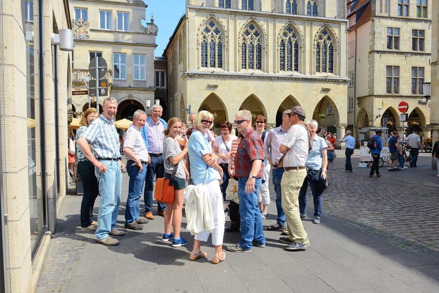 Münster: Old Town Highlights Guided Tour - Erbdrostenhof and Clemenskirche in the Baroque city