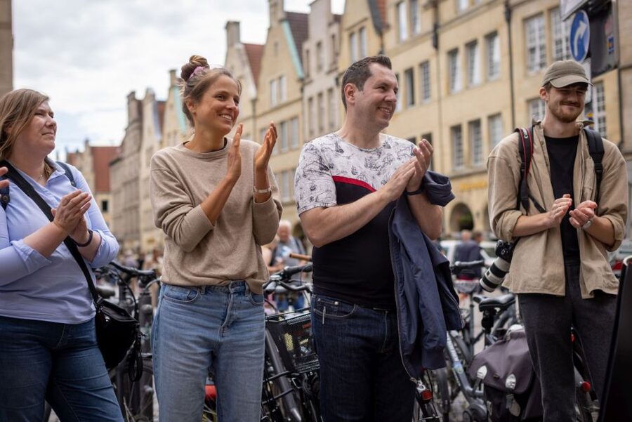 Münster: Old Town Historical Walking Tour by "Geo Epoche" - The Historical City Hall and the wider story