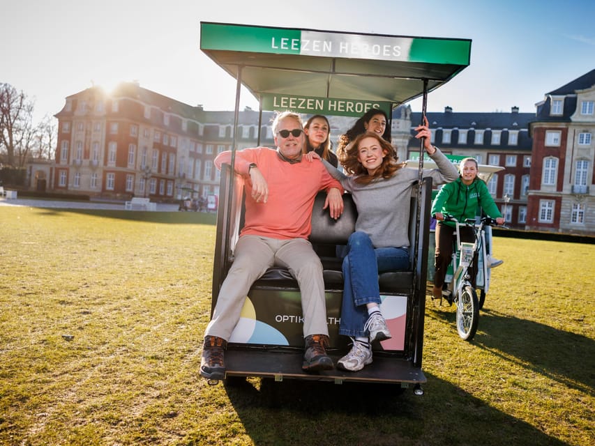 Münster: Private Guided Rickshaw City Tour - A quick ride from the Old City Hall to Prinzipalmarkt