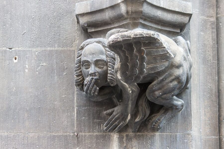Mystic Munich - Sagas and Legends of the Old Town - Old Peter and the devil’s failed plan