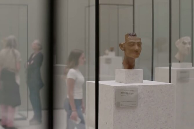 Neues Museum Tickets in Berlin - The Freedom and Limits of an Independent Visit