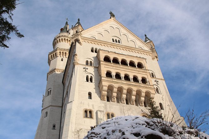 Neuschwanstein Castle Tour with Skip the Line from Hohenschwangau - The shuttle to Mary’s Bridge