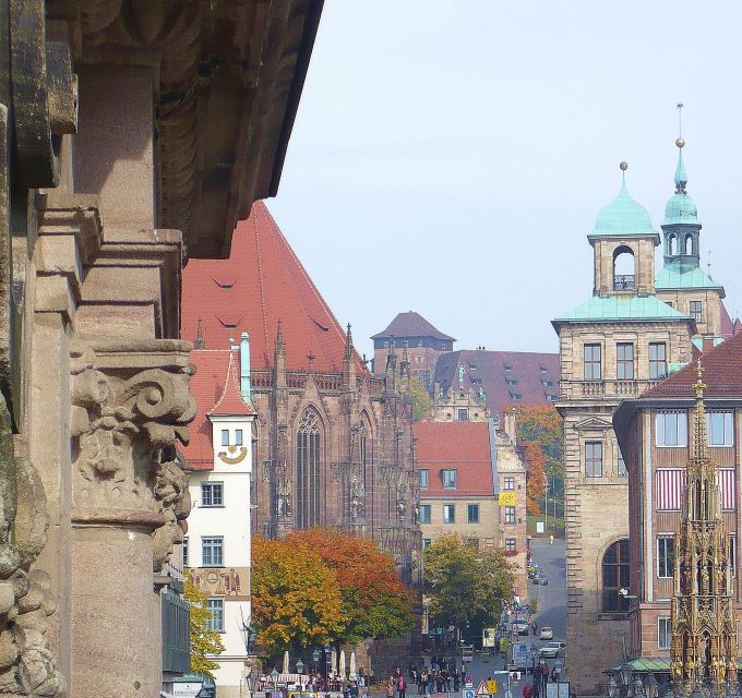 Nuremberg 2-Hour Old Town Highlights Walking Tour in English - Handwerkerhof, where Nuremberg feels hand-sized