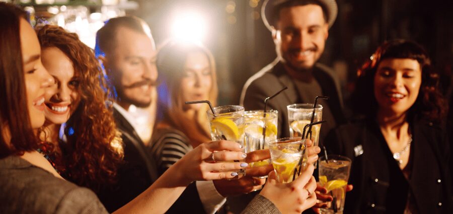 Nuremberg: Bar and Club Tour with Free Shots and Free Entry - Is $34 a fair price?