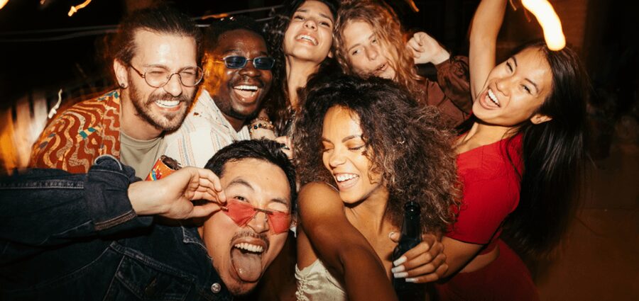 Nuremberg: Bar and Club Tour with Free Shots and Free Entry - How to prepare for a smoother night