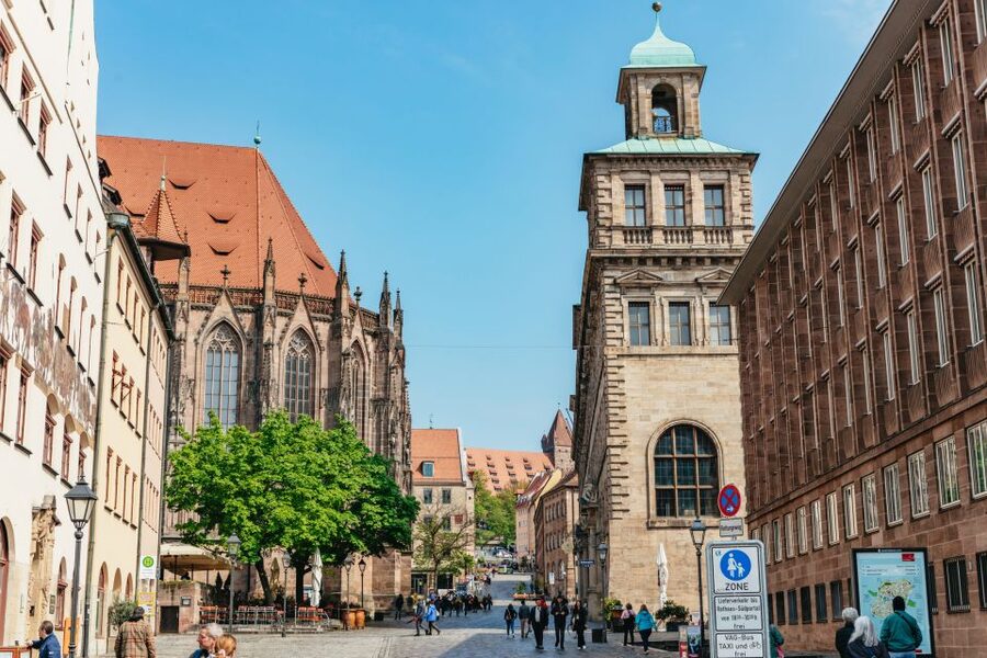 Nuremberg: City Tour with the Bimmelbahn Train - What the audio guide adds