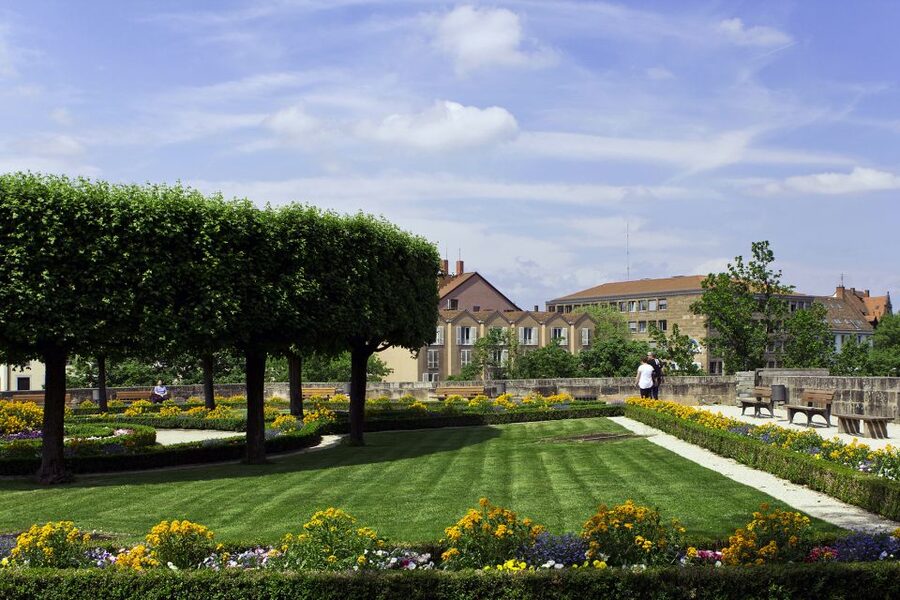 Nuremberg: Old Town Guided Walking Tour - St. Sebaldus Church and the city’s spiritual center