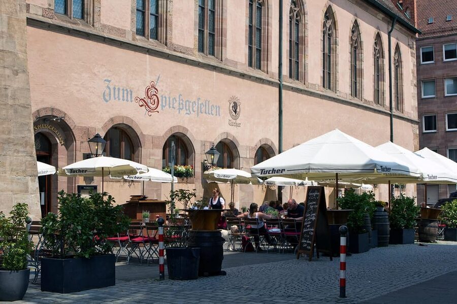 Nuremberg: The Old Town Hall - Centre of Power - IN GERMAN - Historic halls and the language of power