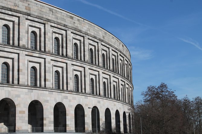 Nuremberg Third Reich Tour in Spanish - St. Lorenz and the link to the concentration camp