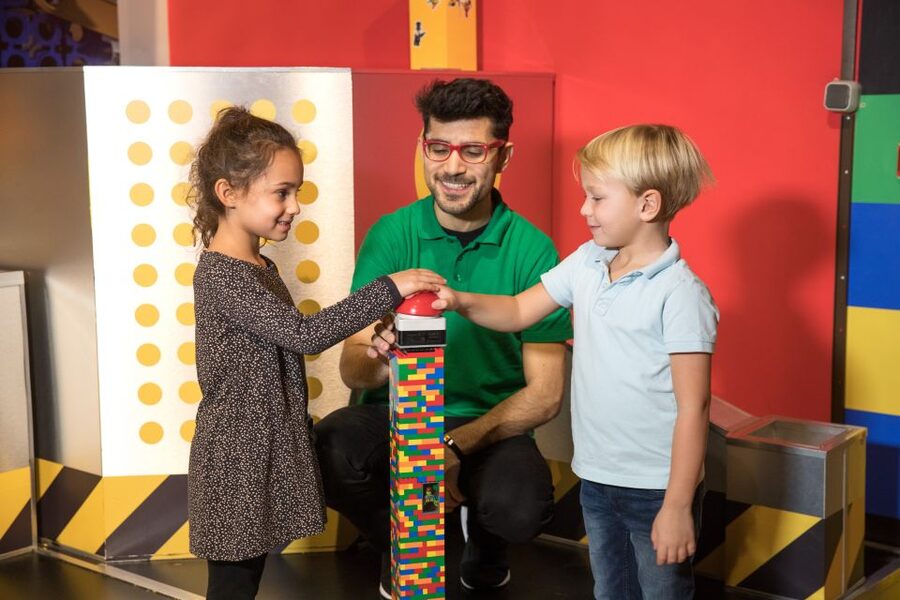 Oberhausen: LEGOLAND Discovery Centre and SEA LIFE Ticket - Walking five minutes to SEA LIFE Oberhausen