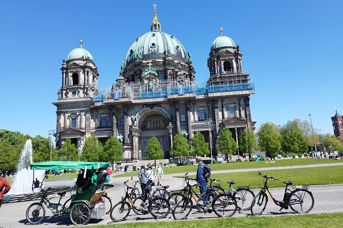 One Up to 3 Rickshaws(6 GUESTS)-Taylor Made Rickshaw Berlin Tour - The Reichstag, Sinti and Roma Memorial, and Führerbunker Site