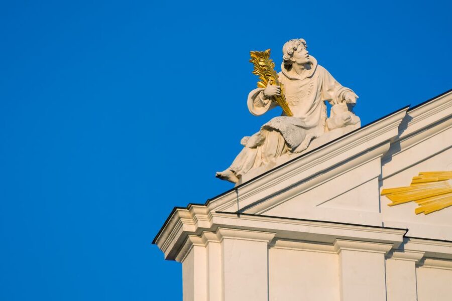 Passau: City Highlights Guided Walking Tour - A narrow alley adds a memorable detail