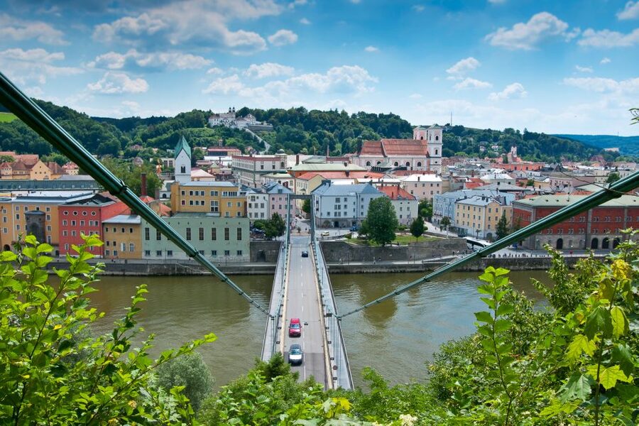 Passau: City Highlights Guided Walking Tour - St. Stephen’s Cathedral is the main architectural prize