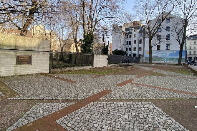 Path of Resistance: Berlin’s Hidden Holocaust Stories - Lustgarten and the loss of public space