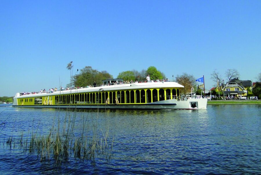 Potsdam by Boat: Island Cruise - German commentary and onboard comfort