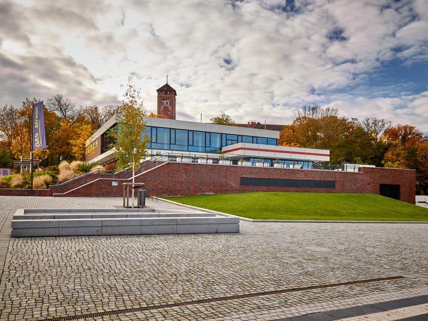 Potsdam: Entry to DAS MINSK Kunsthaus in Potsdam - Starting with modern and contemporary art