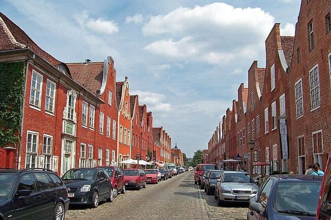 Potsdam Private Walk Tour By car from Berlin - Guide Shadi and the value of a private day