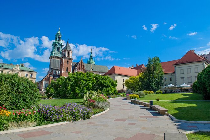 Private 3-Day Tour from Berlin to Krakow Auschwitz Poland - Day one, Berlin to Krakow and an efficient first look