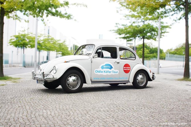 Private 4h Berlin Discovery Tour in an Oldtimer Volkswagen Beetle - Why a Beetle changes the Berlin sightseeing day
