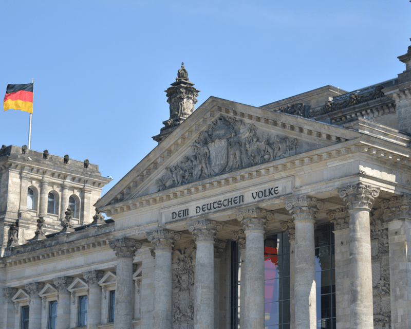 Private Berlin In a Day History Tour With Expert Guide - Lunch is a practical pause, not an all-inclusive meal