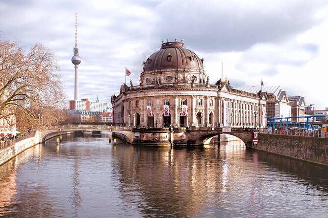 Private Berlin Walking Tour - Gendarmenmarkt’s elegant change of pace
